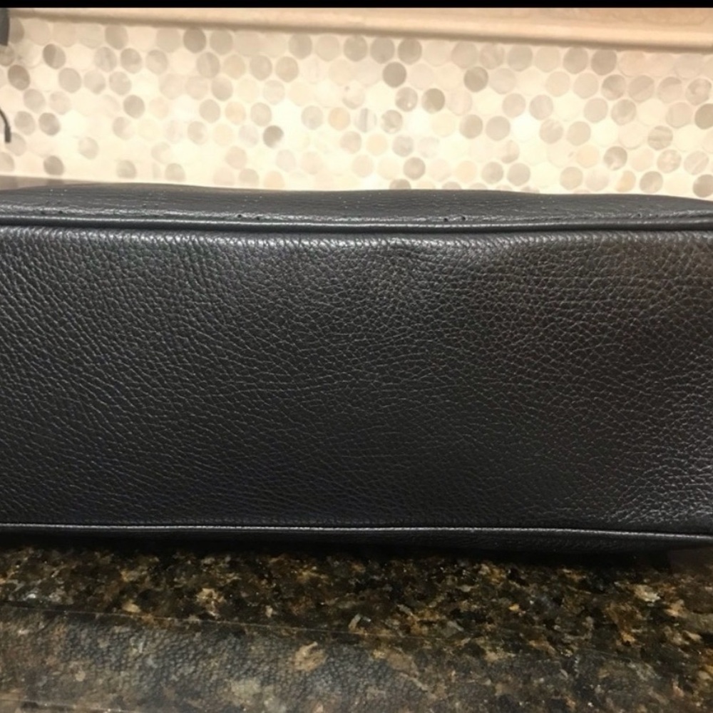Kate Spade black ‘punched Noel’ leather top-handle bag. - Picture 5 of 12